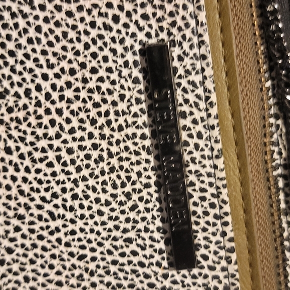 Steve madden wallet garunteed authentic - Picture 2 of 4